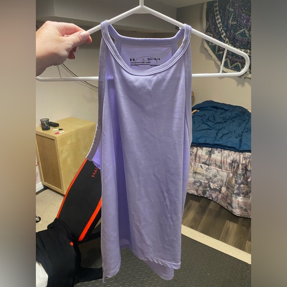 Underarmour workout top - Picture 3 of 3